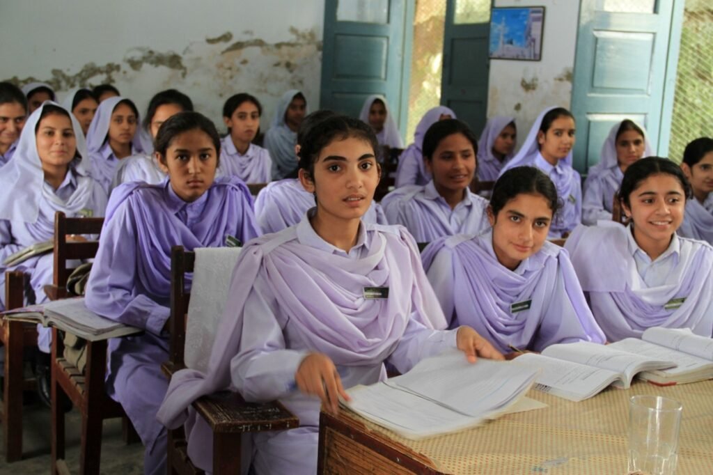 How to Improve the Education System of Pakistan: